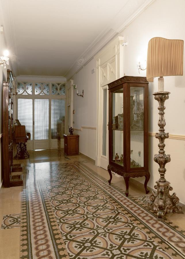 Carafa Di Maddaloni Residenza Di Charme Hotel Napels Buitenkant foto