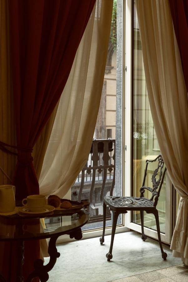 Carafa Di Maddaloni Residenza Di Charme Hotel Napels Buitenkant foto