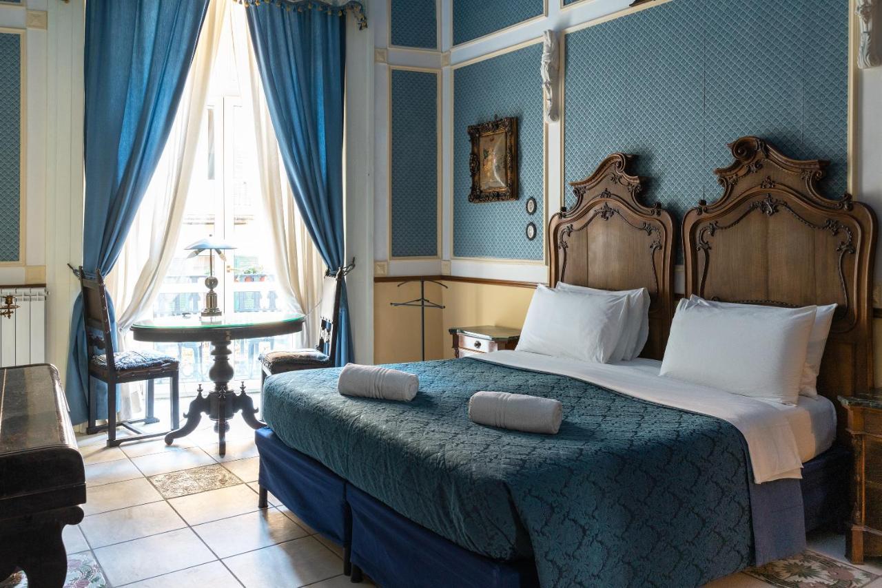 Carafa Di Maddaloni Residenza Di Charme Hotel Napels Buitenkant foto