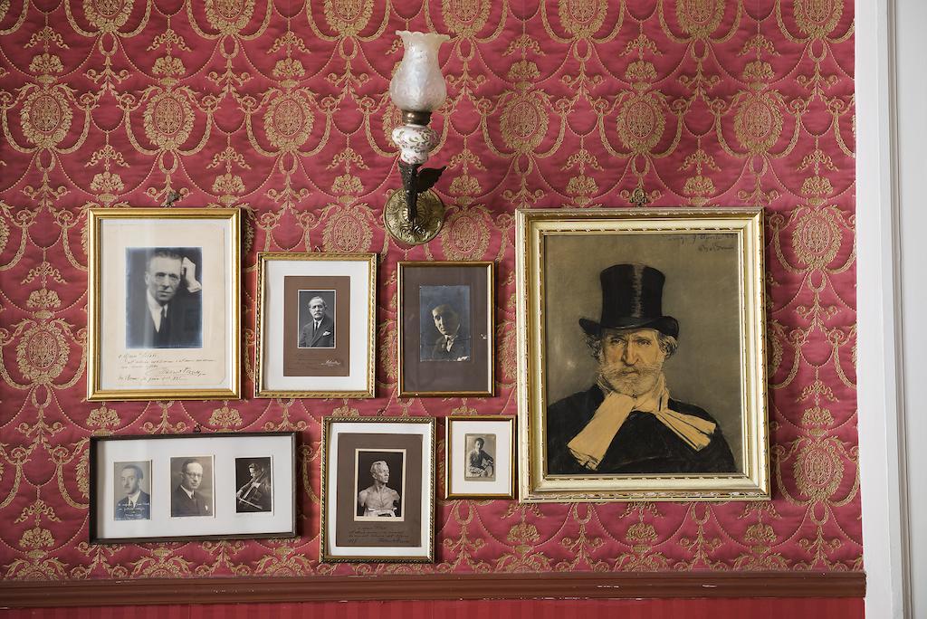 Carafa Di Maddaloni Residenza Di Charme Hotel Napels Buitenkant foto