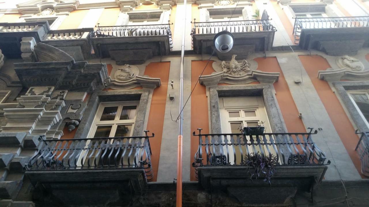 Carafa Di Maddaloni Residenza Di Charme Hotel Napels Buitenkant foto