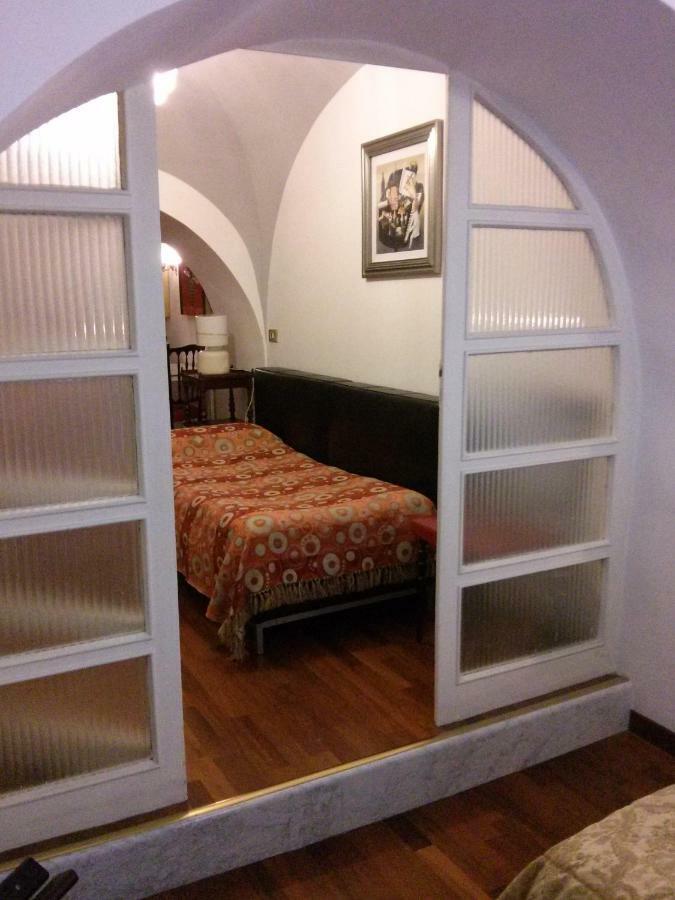 Carafa Di Maddaloni Residenza Di Charme Hotel Napels Buitenkant foto
