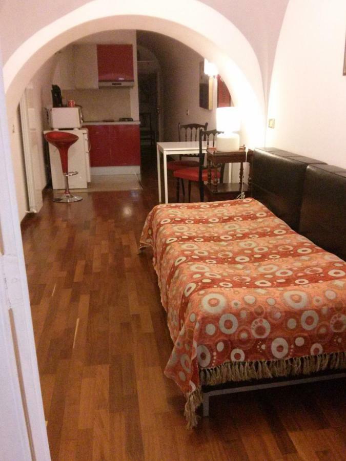 Carafa Di Maddaloni Residenza Di Charme Hotel Napels Buitenkant foto